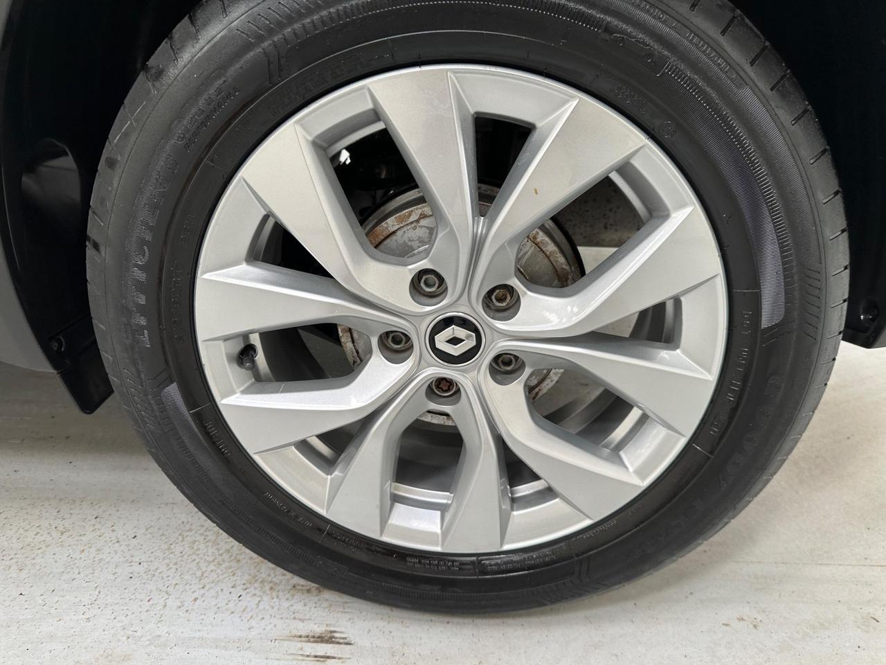 Renault Captur NL22YHZ