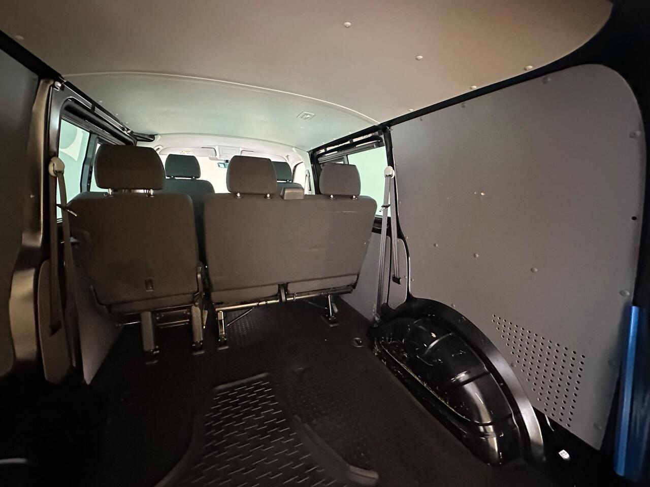 Volkswagen Transporter VA22PDV