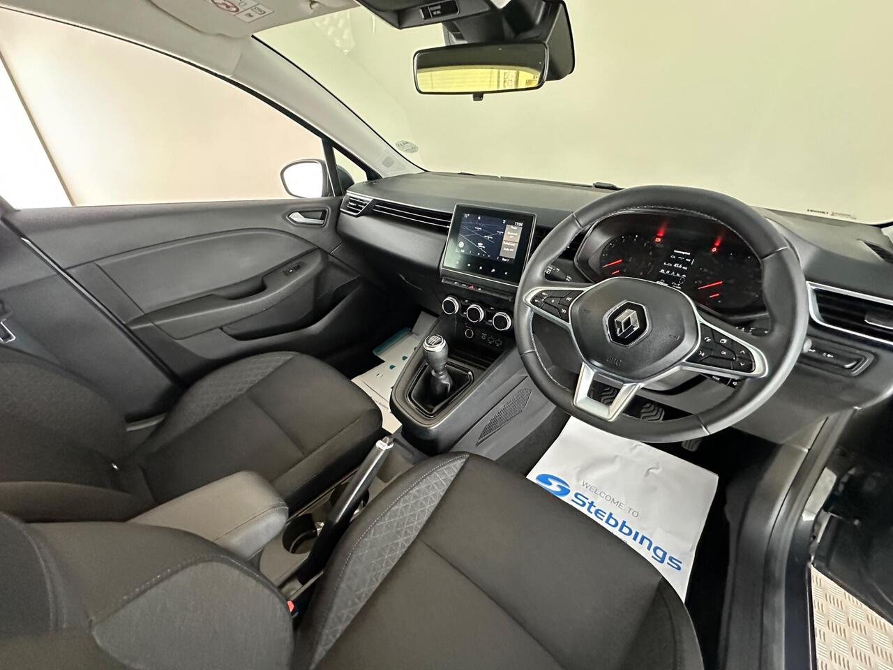 Renault Clio YC71OJA