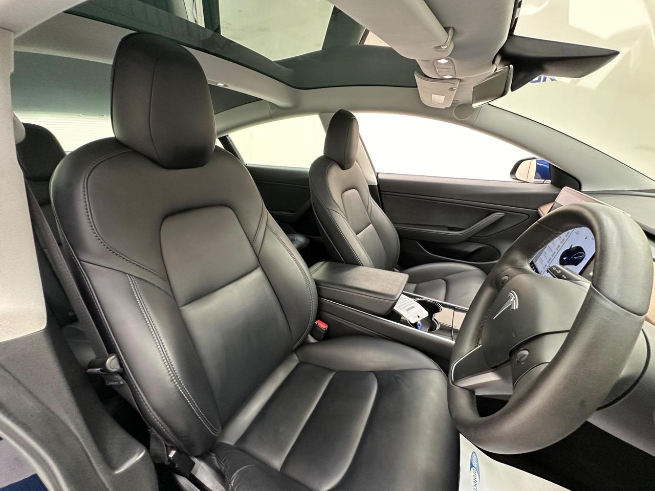 Tesla Model 3 AK20CWM