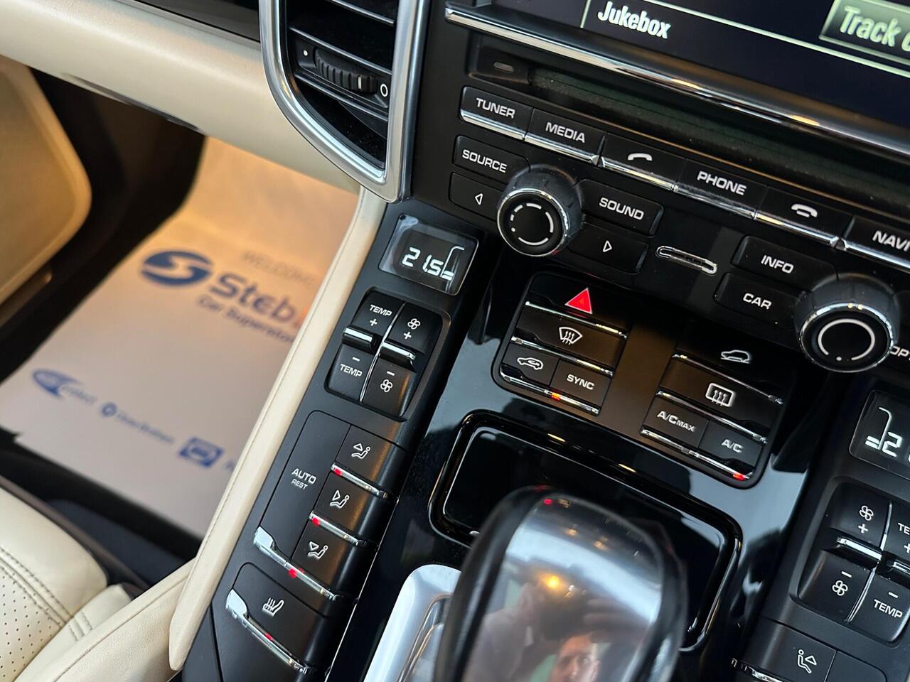 Porsche Cayenne LT65GWL