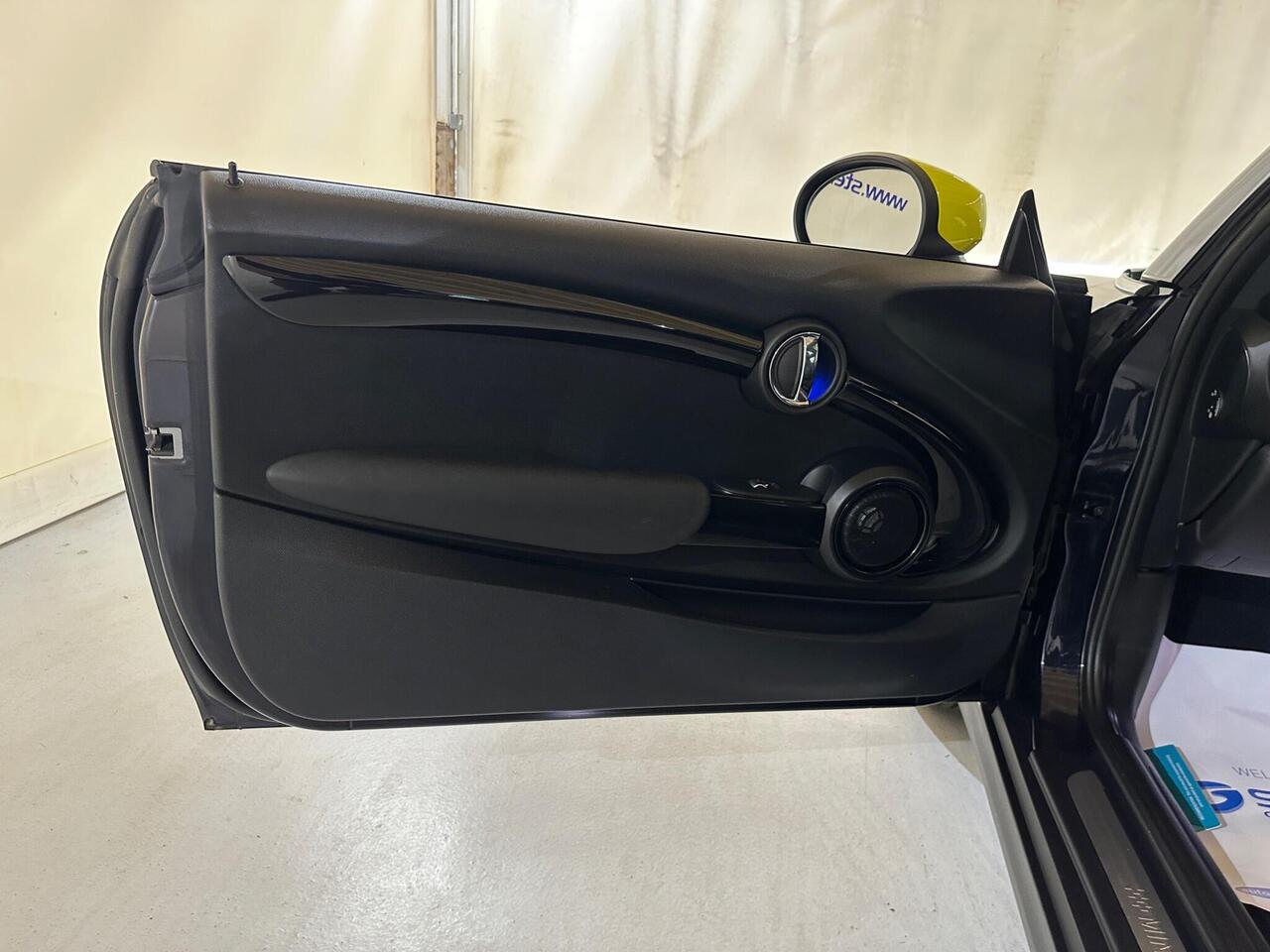 MINI Electric Hatch YG20SXZ