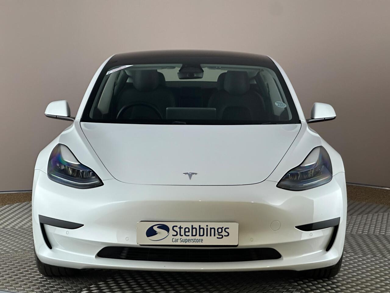Tesla Model 3 AF72VVZ