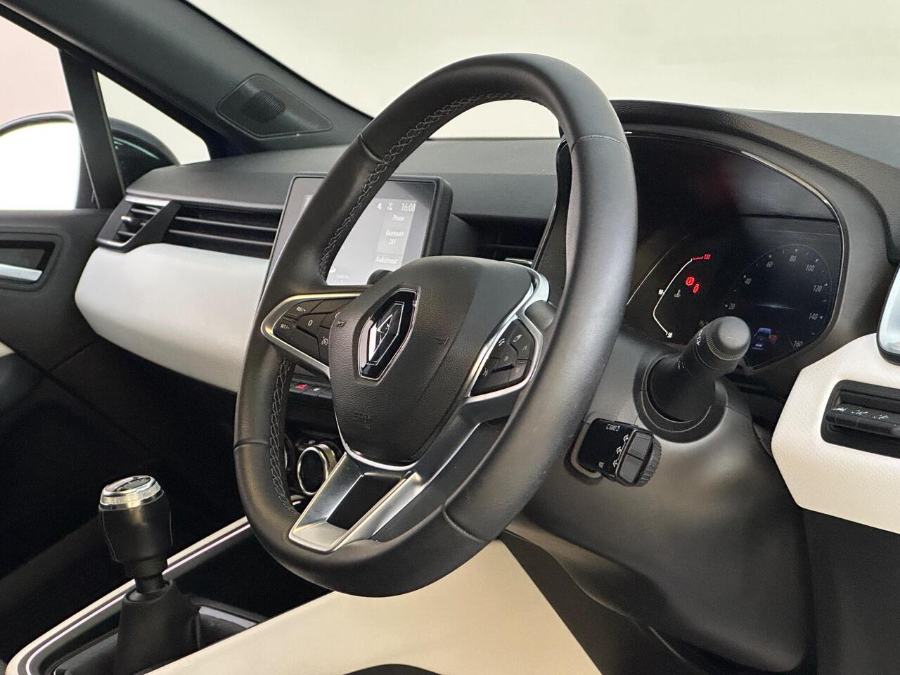Renault Clio AK23UCE