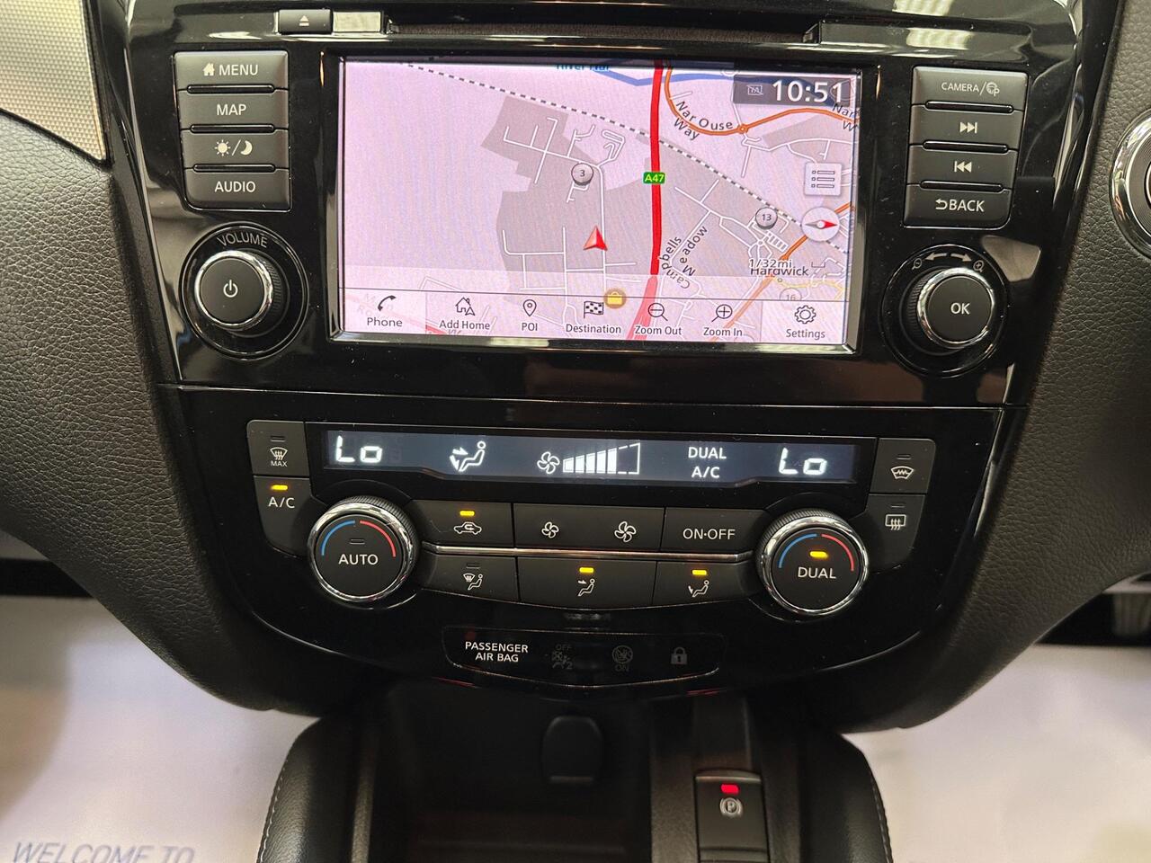 Nissan Qashqai FX69VXN