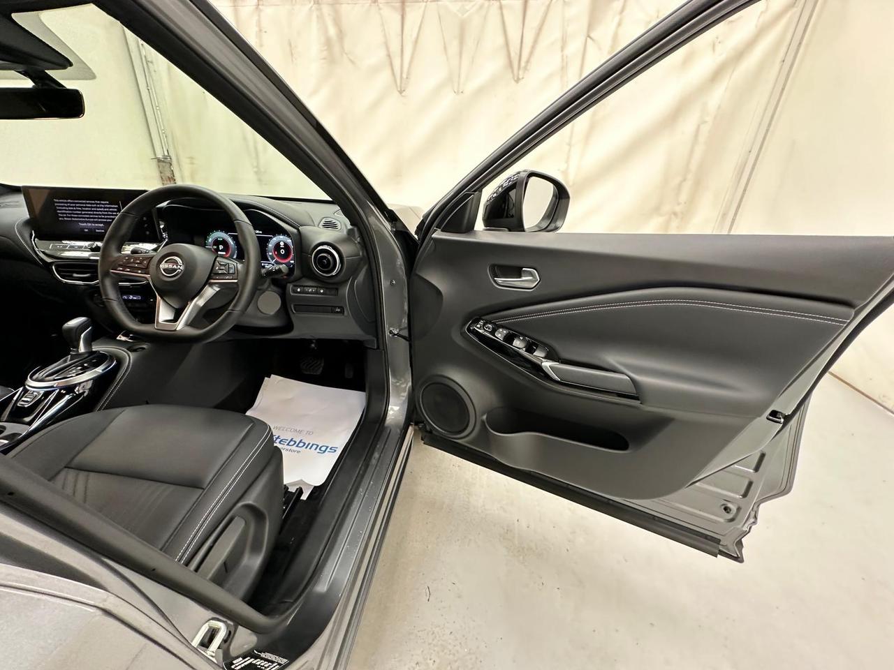 Nissan Juke DN74WTJ