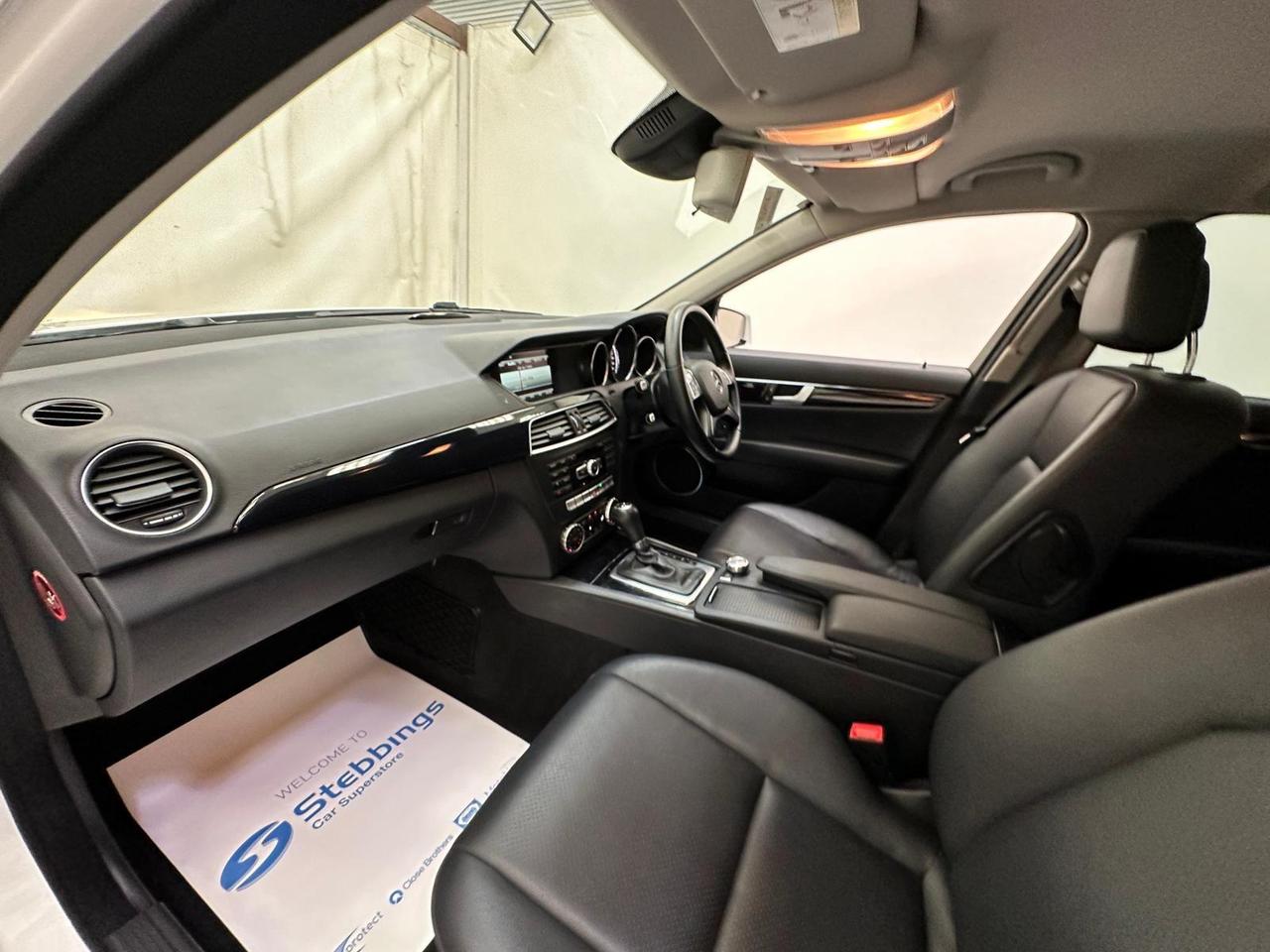 Mercedes-Benz C Class OY14GVO