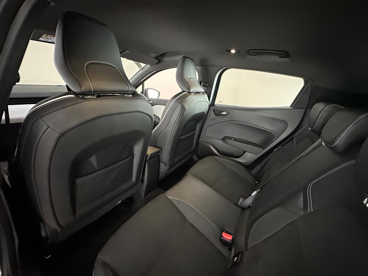 Renault Clio AJ21SUX