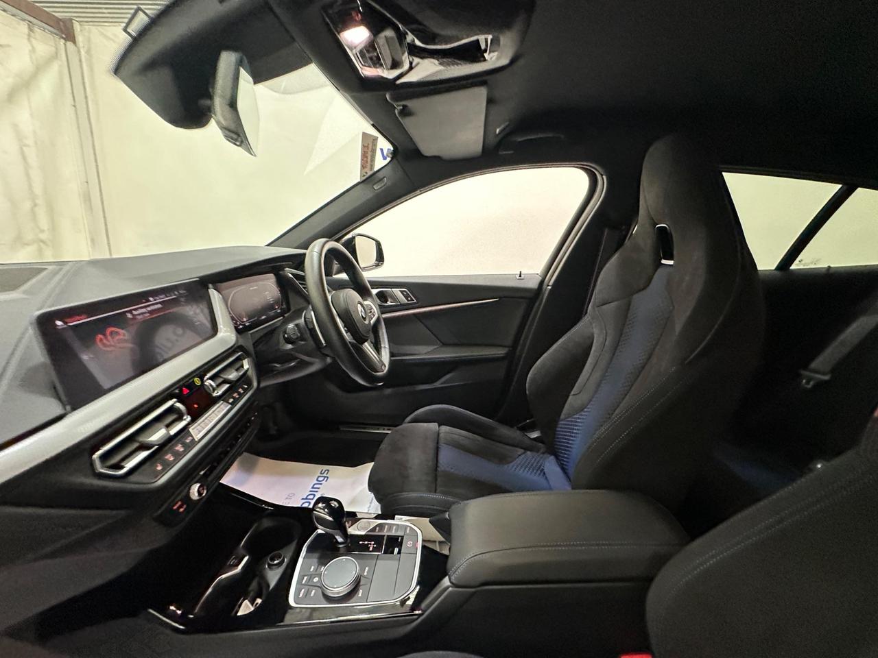 BMW 1 Series KR22XNT