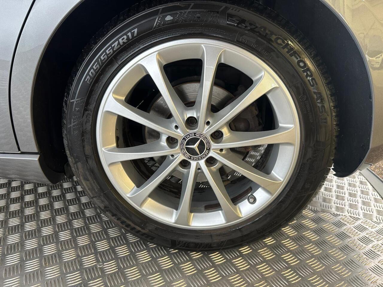 Mercedes-Benz A Class KS68KZH