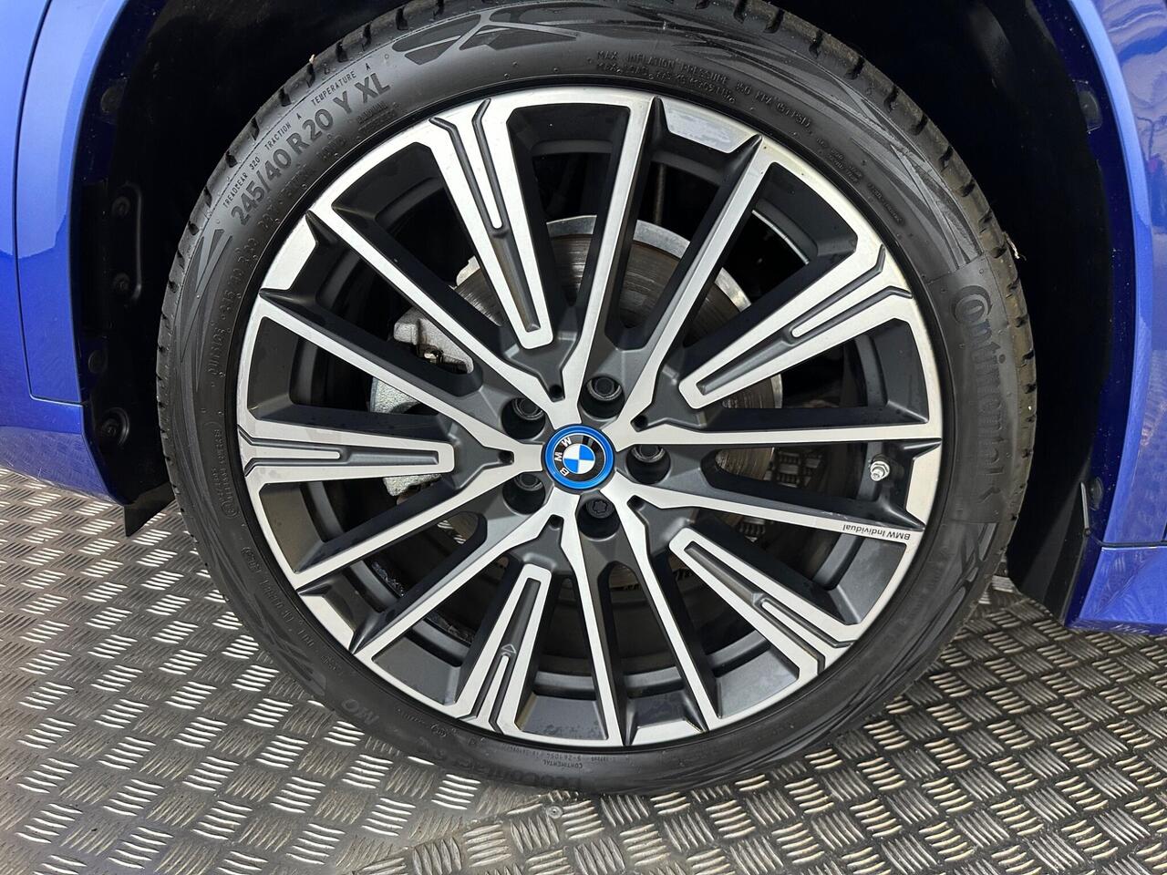 BMW iX1 KP23URK