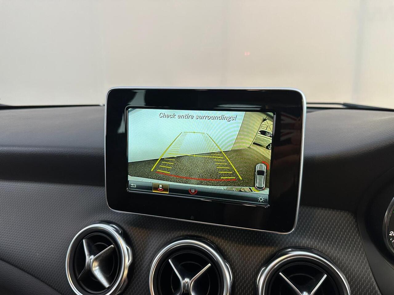 Mercedes-Benz GLA FX68VUB