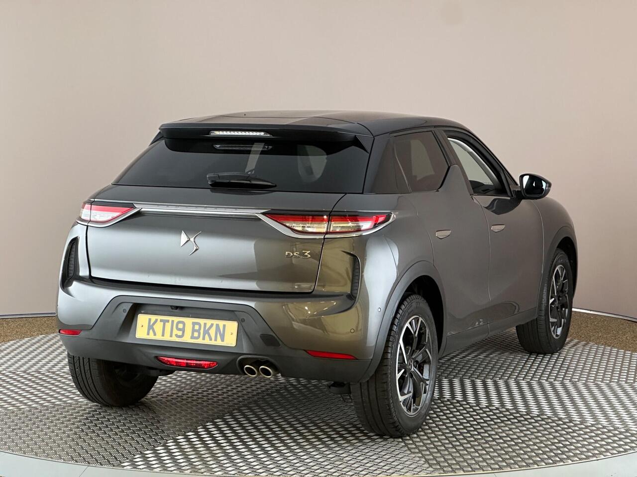 DS AUTOMOBILES DS 3 CROSSBACK KT19BKN