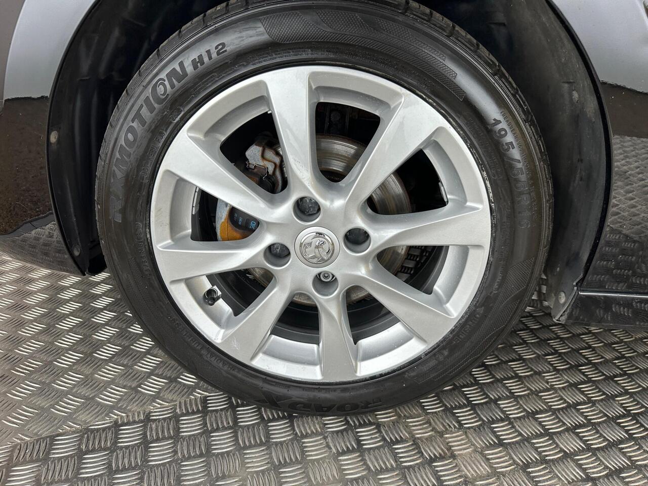 Vauxhall Corsa SA72KWH