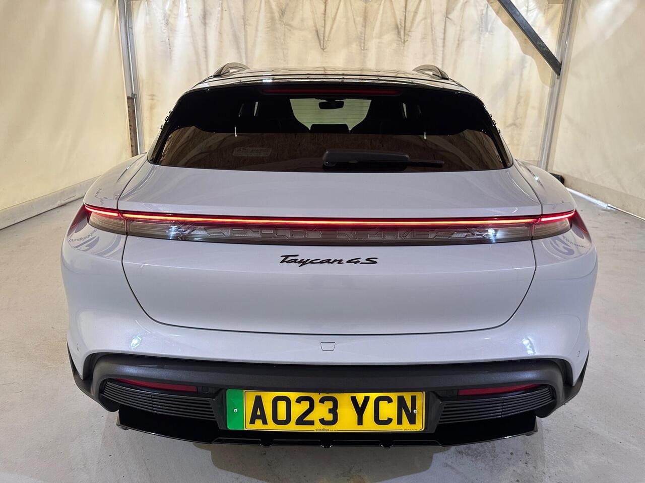 Porsche Taycan AO23YCN