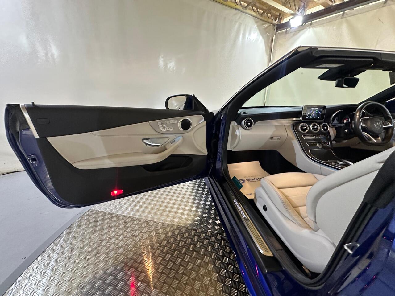 Mercedes-Benz C Class KX17OMT