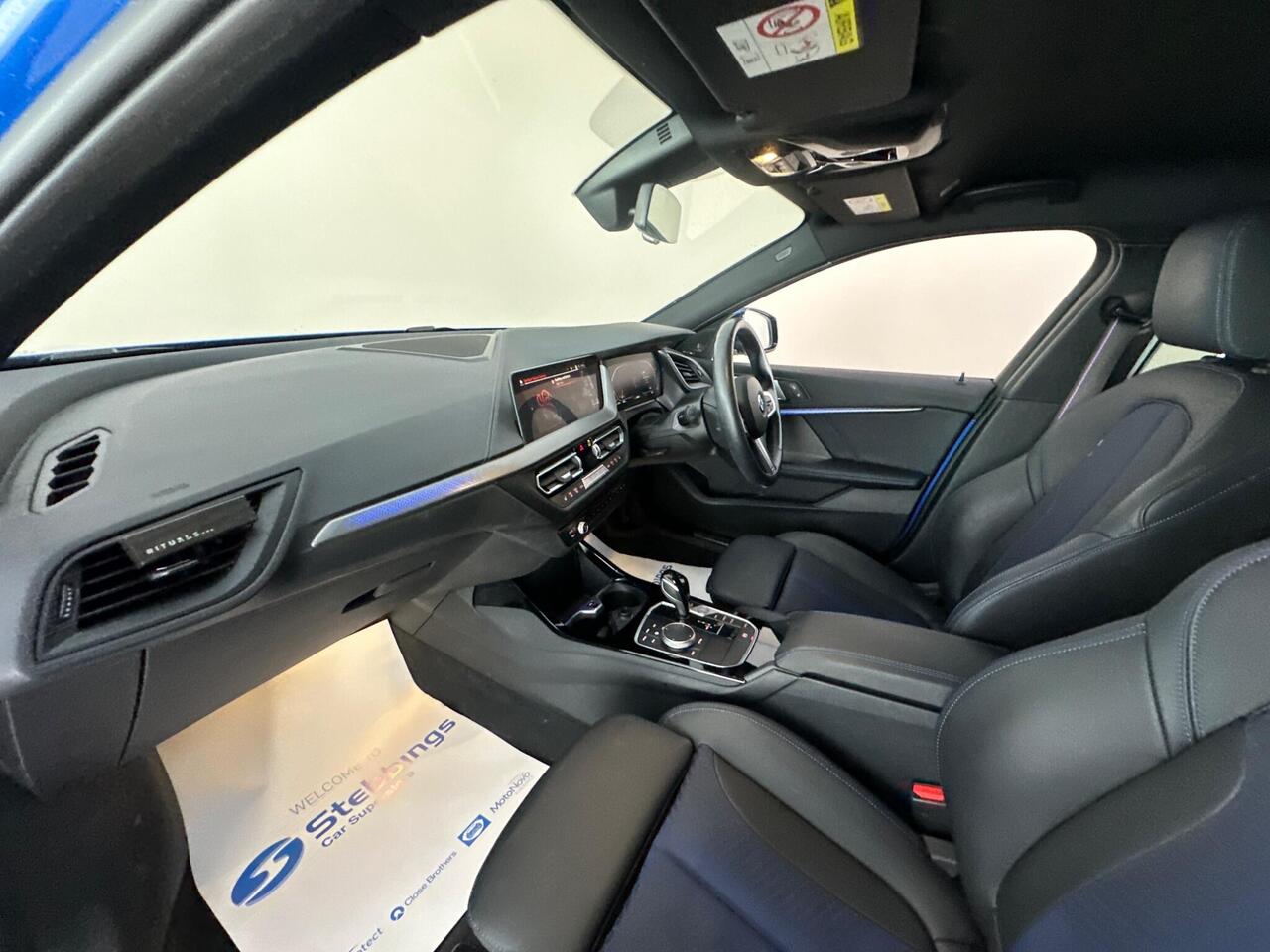 BMW 1 Series YE73WXW