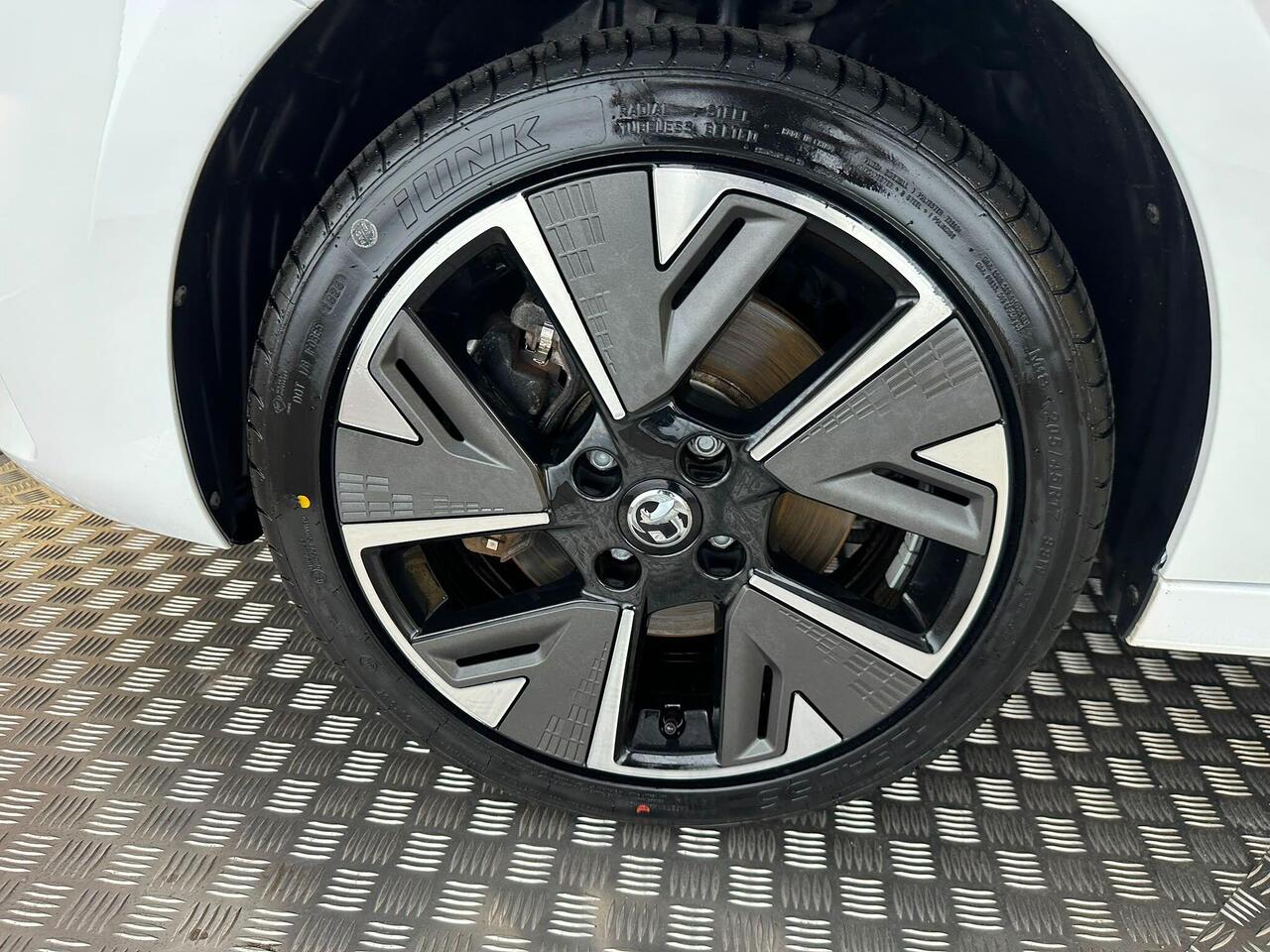 Vauxhall Corsa Electric GY71LNG