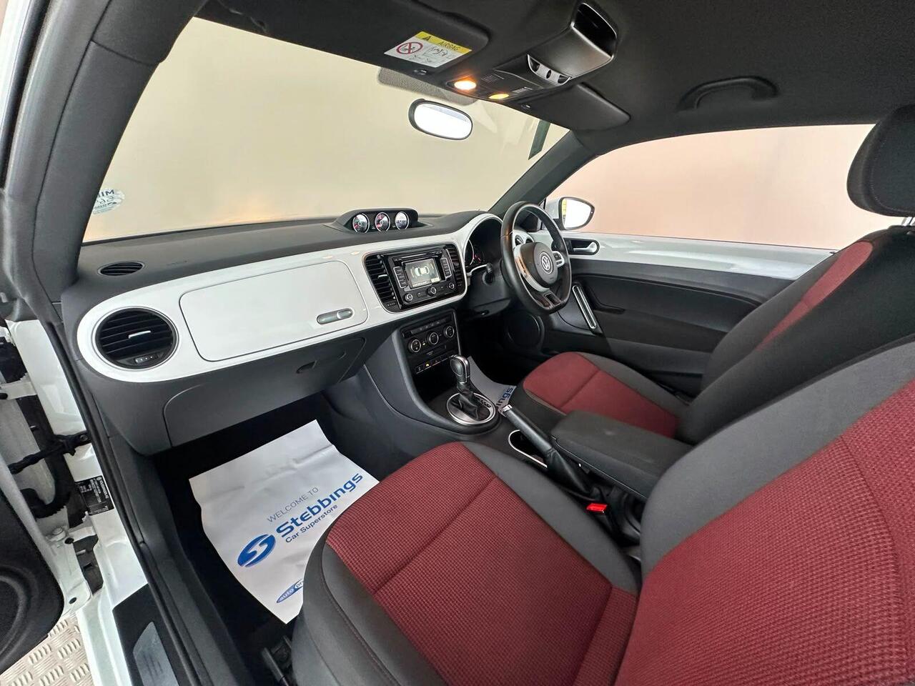 Volkswagen Beetle NA64UNW