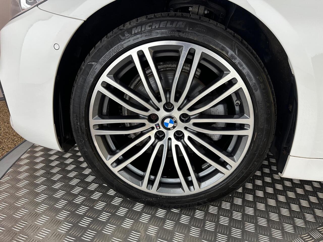 BMW 5 Series MW19MZY