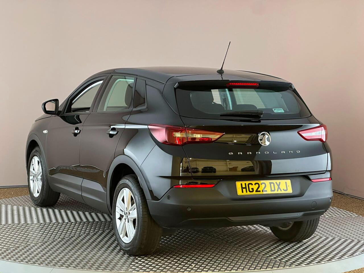 Vauxhall Grandland HG22DXJ