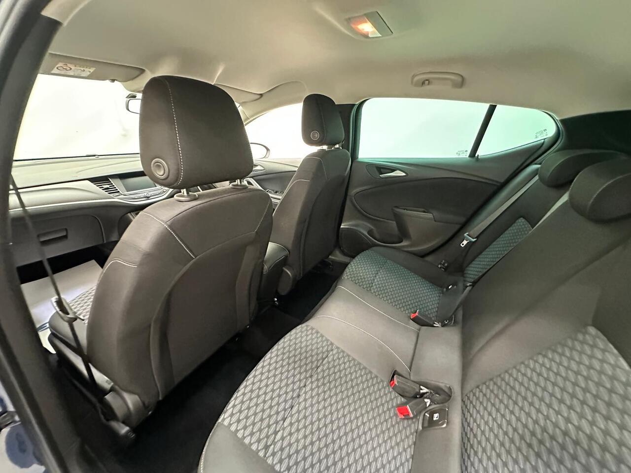 Vauxhall Astra AX21OBK