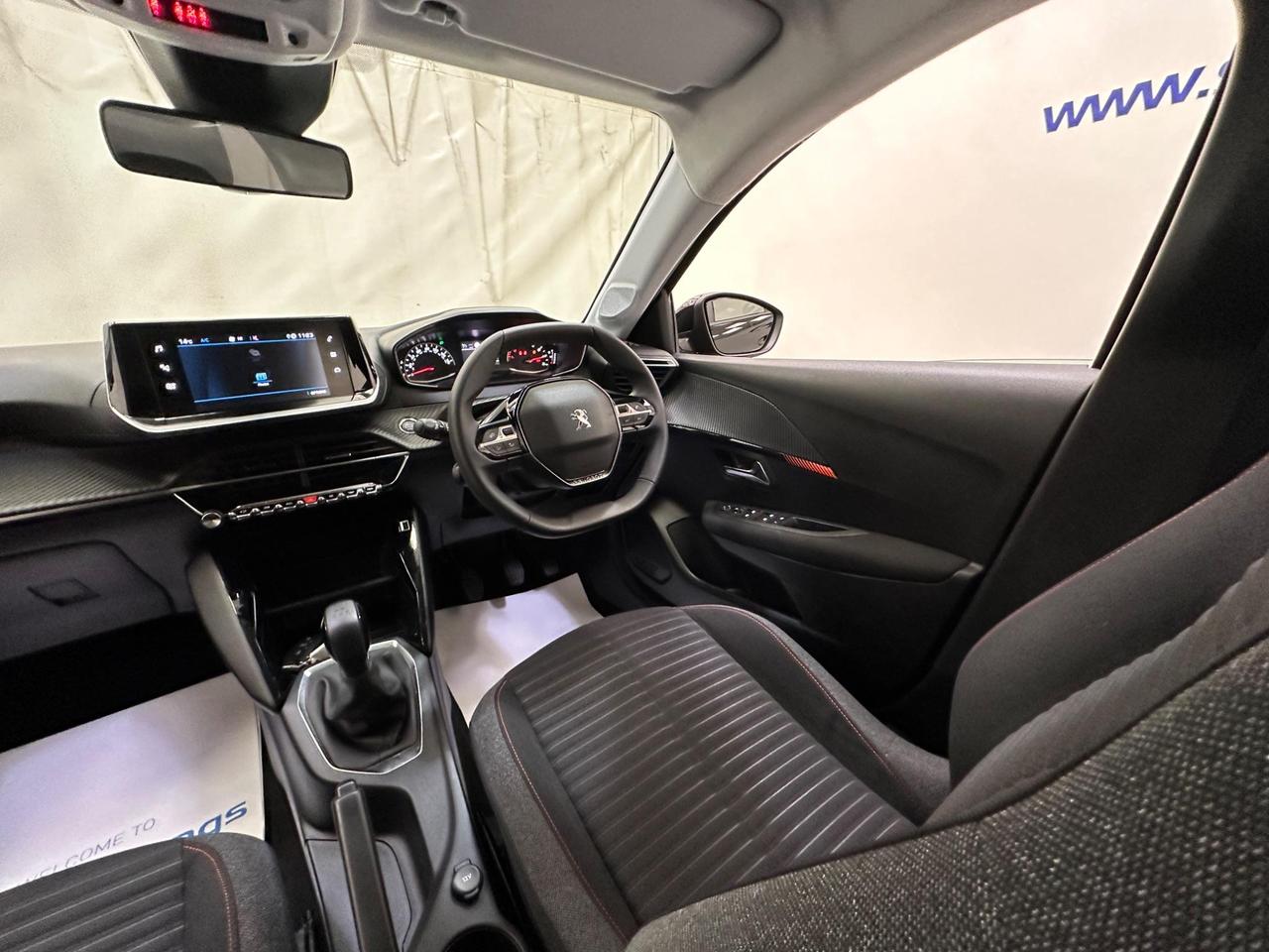 Peugeot 208 AJ23DWM