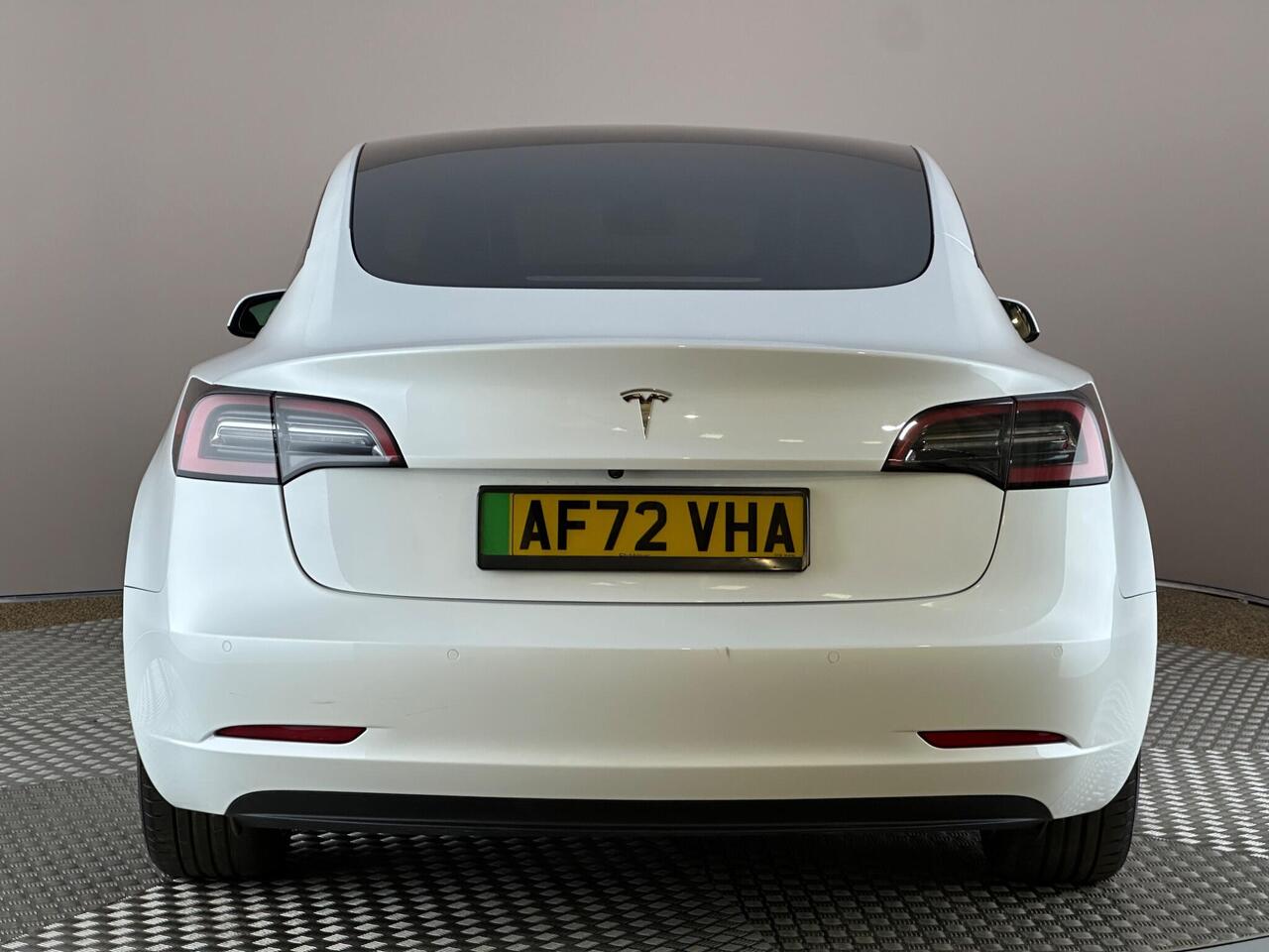 Tesla Model 3 AF72VHA