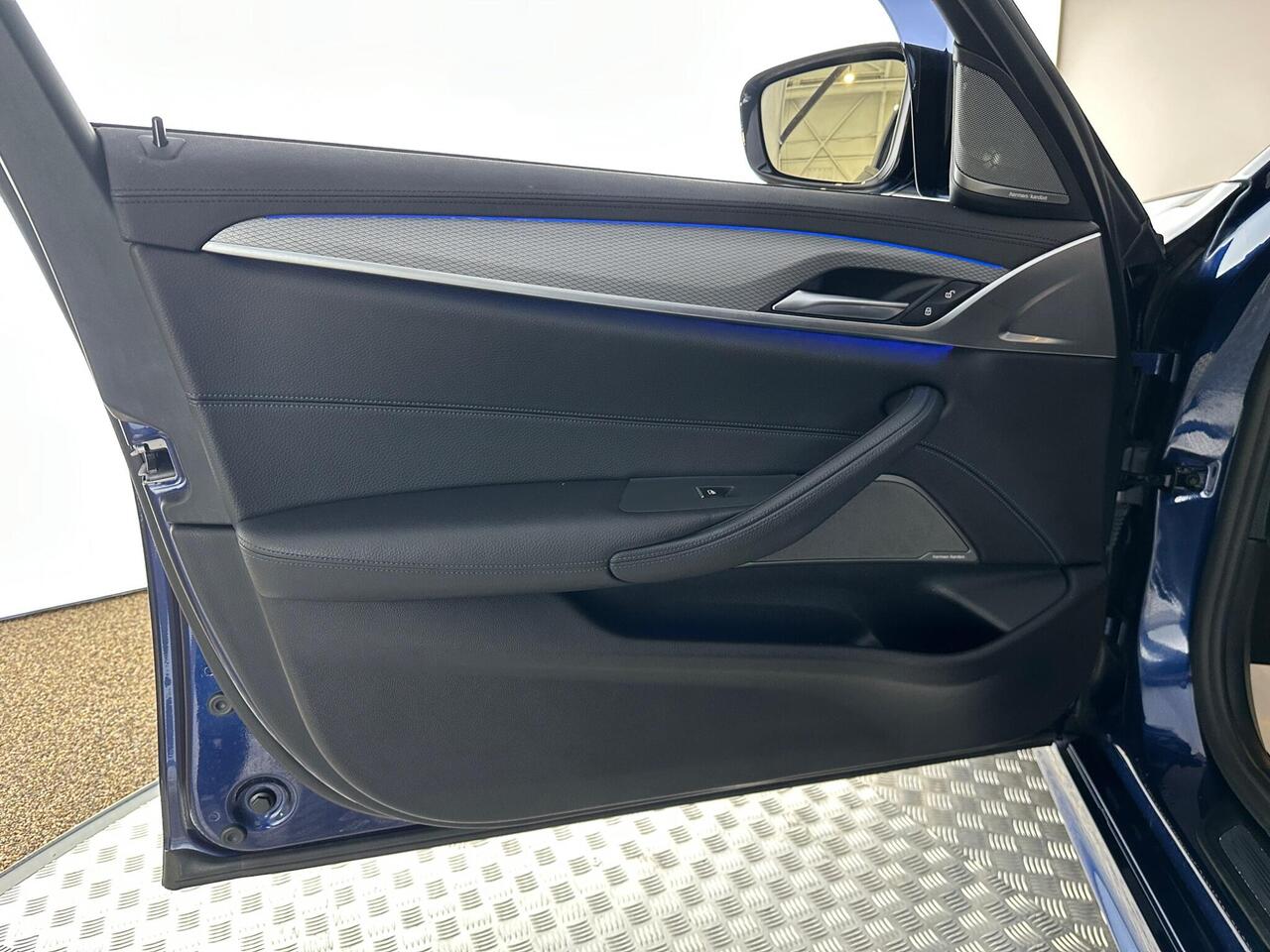 BMW 5 Series SL68FHT