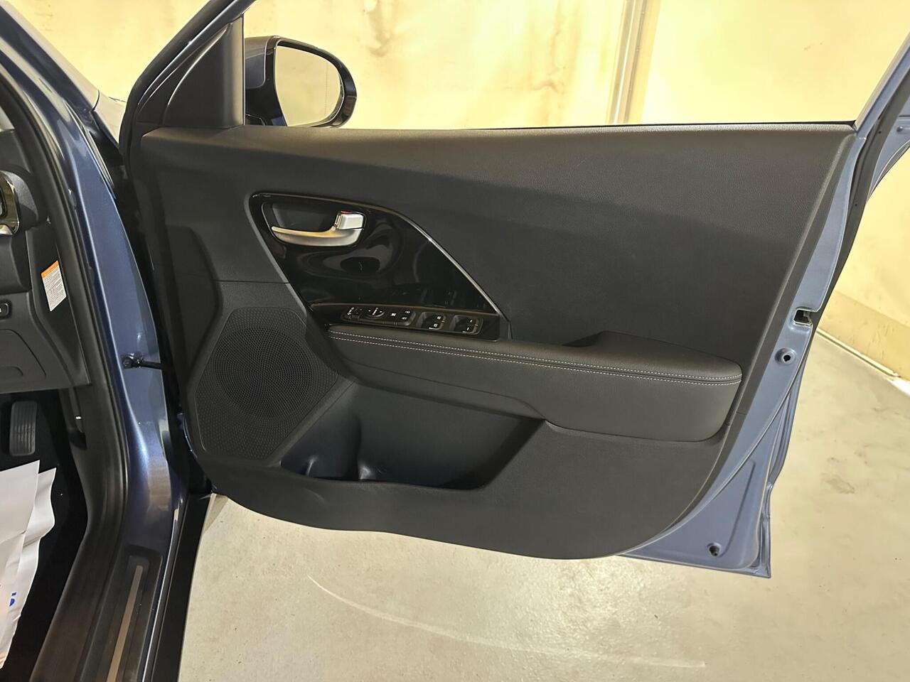 Kia Niro MA70CJJ
