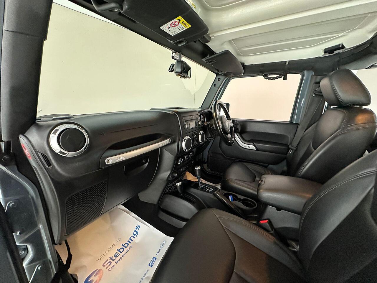 Jeep Wrangler OE64CPV