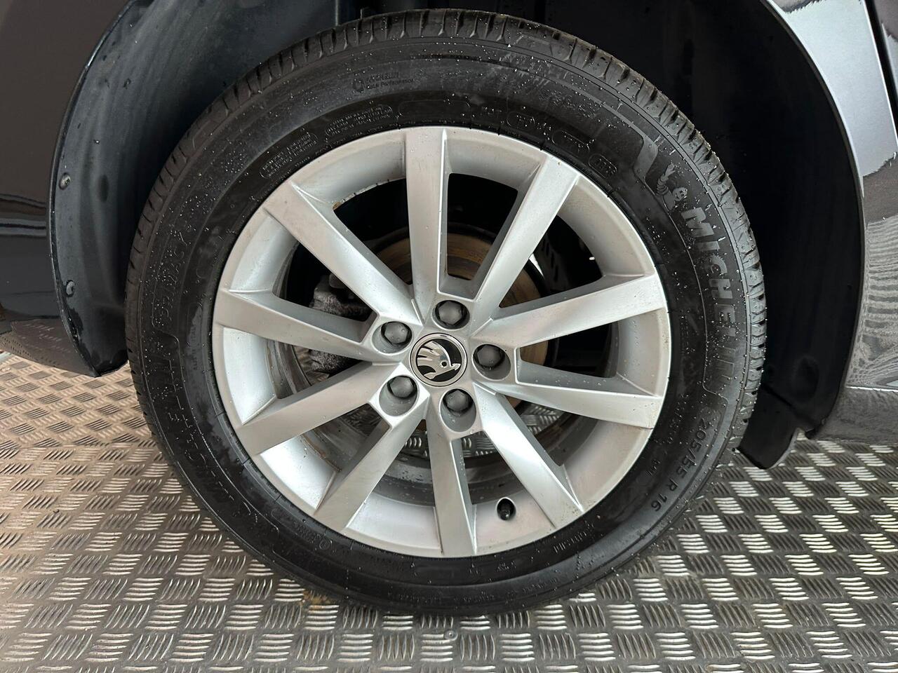 Skoda Scala SA72CHD