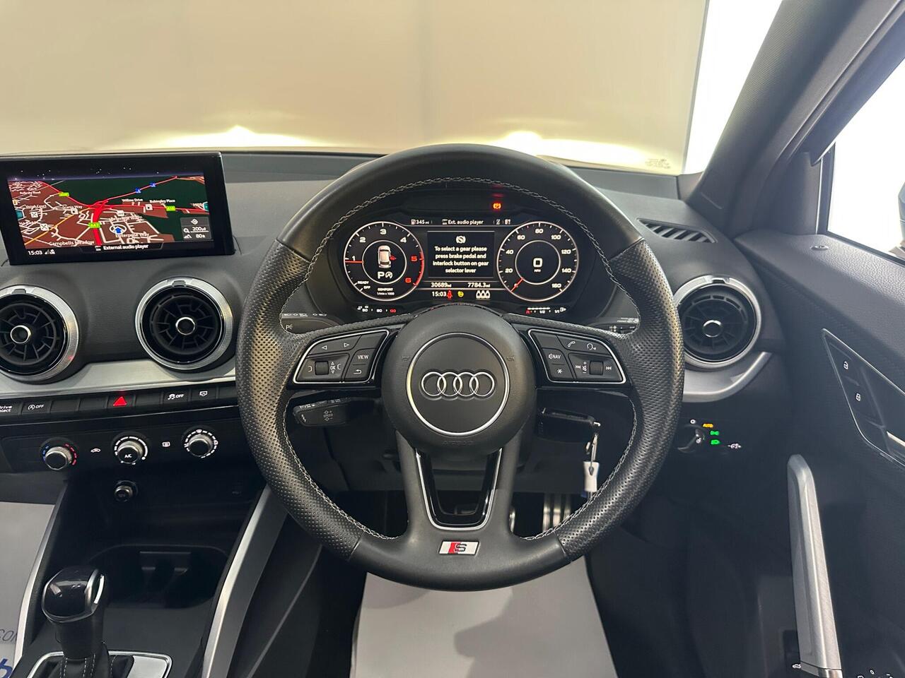 Audi Q2 AU71TKE