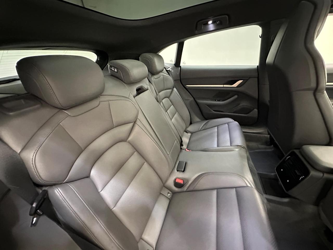 Porsche Taycan LB22MVG