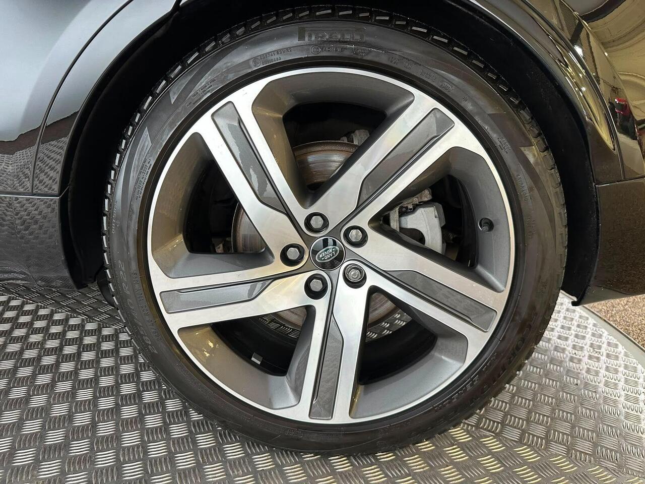 Land Rover Discovery NJ24ELH