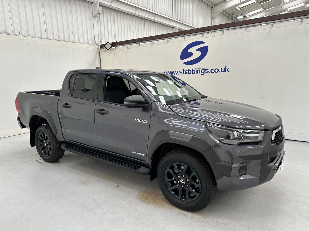 Toyota Hilux H111LUX
