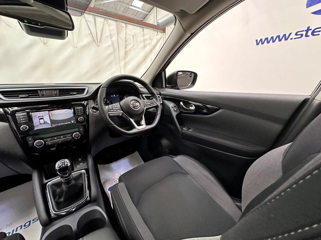 Nissan Qashqai YB21ZHJ