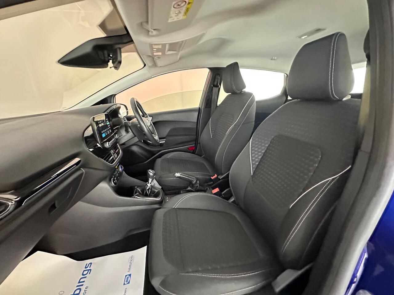 Ford Fiesta YD18PZH