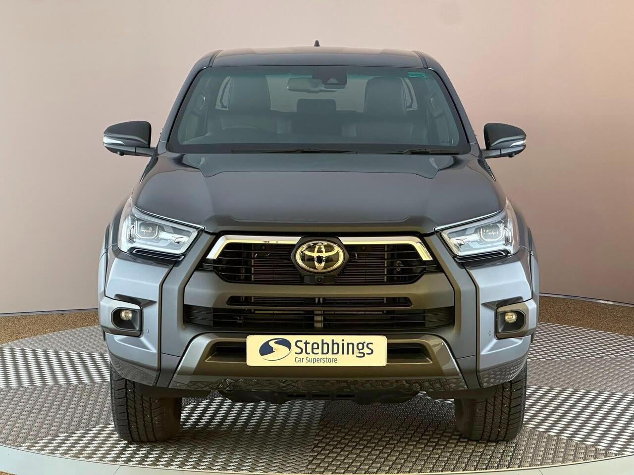 Toyota Hilux MF25BBE