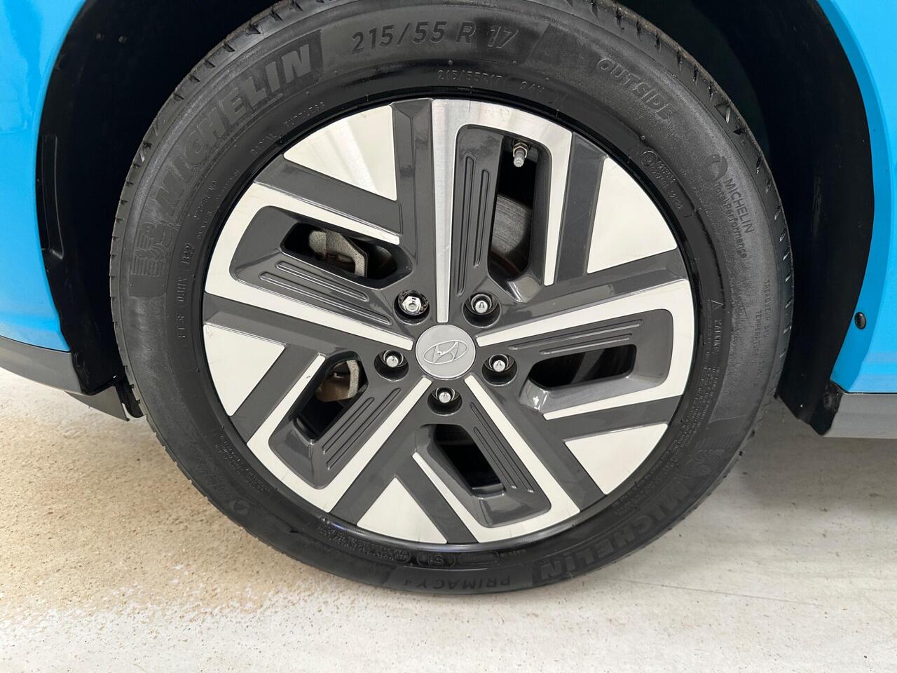 Hyundai KONA GK23NHD