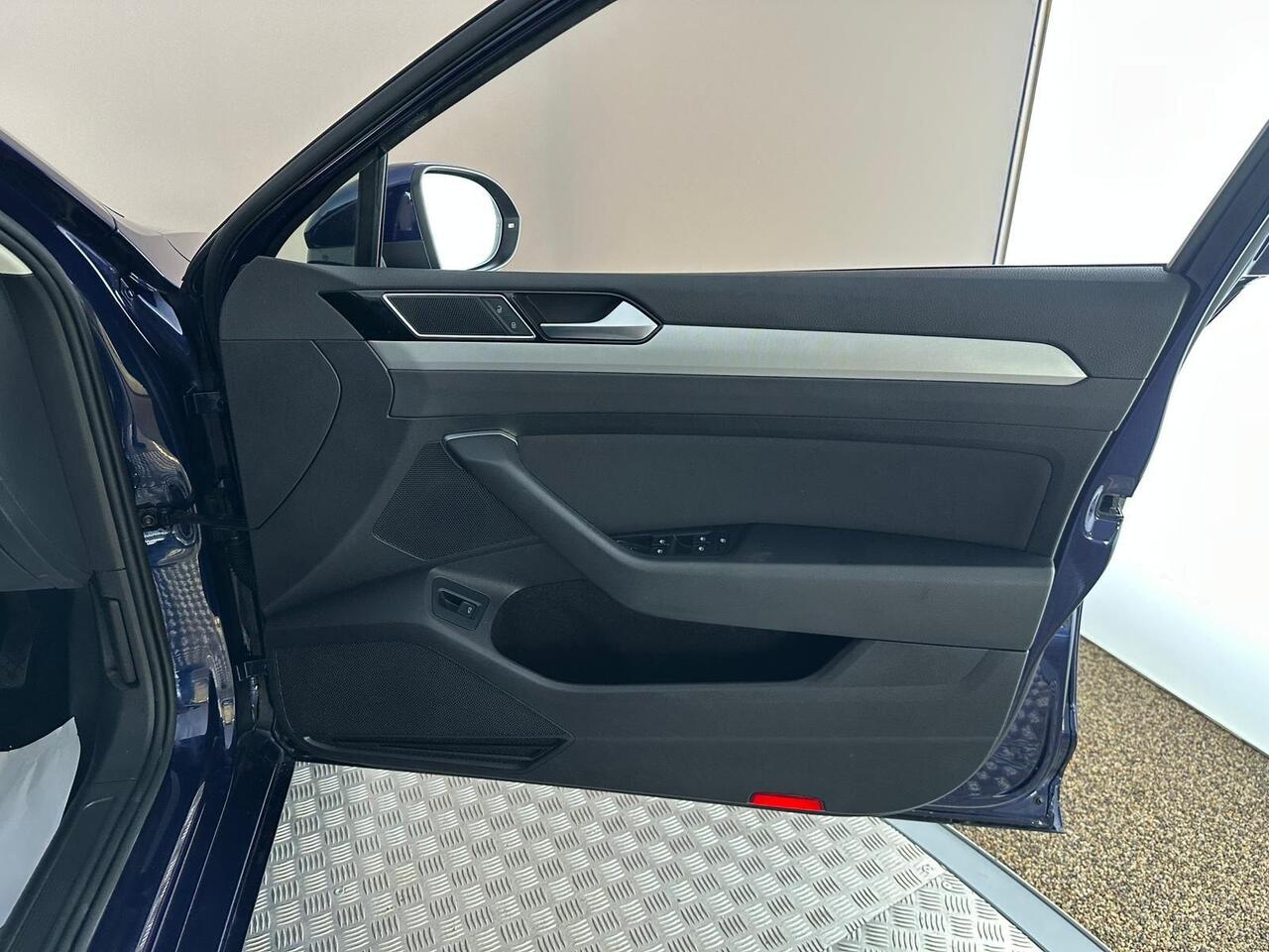 Volkswagen Passat WO19GZU