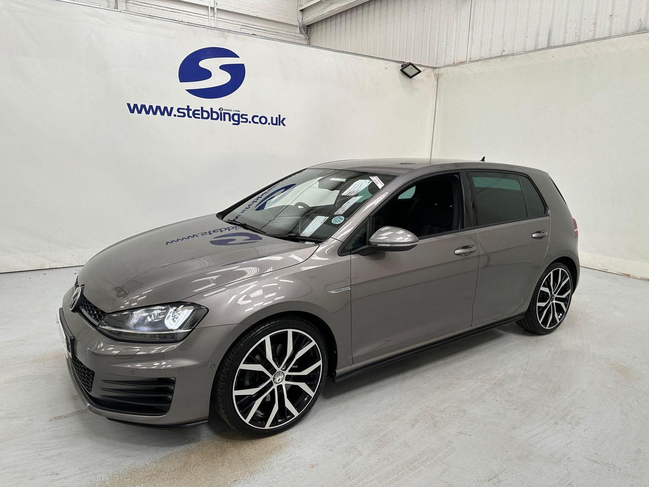 Volkswagen Golf DG14UAA
