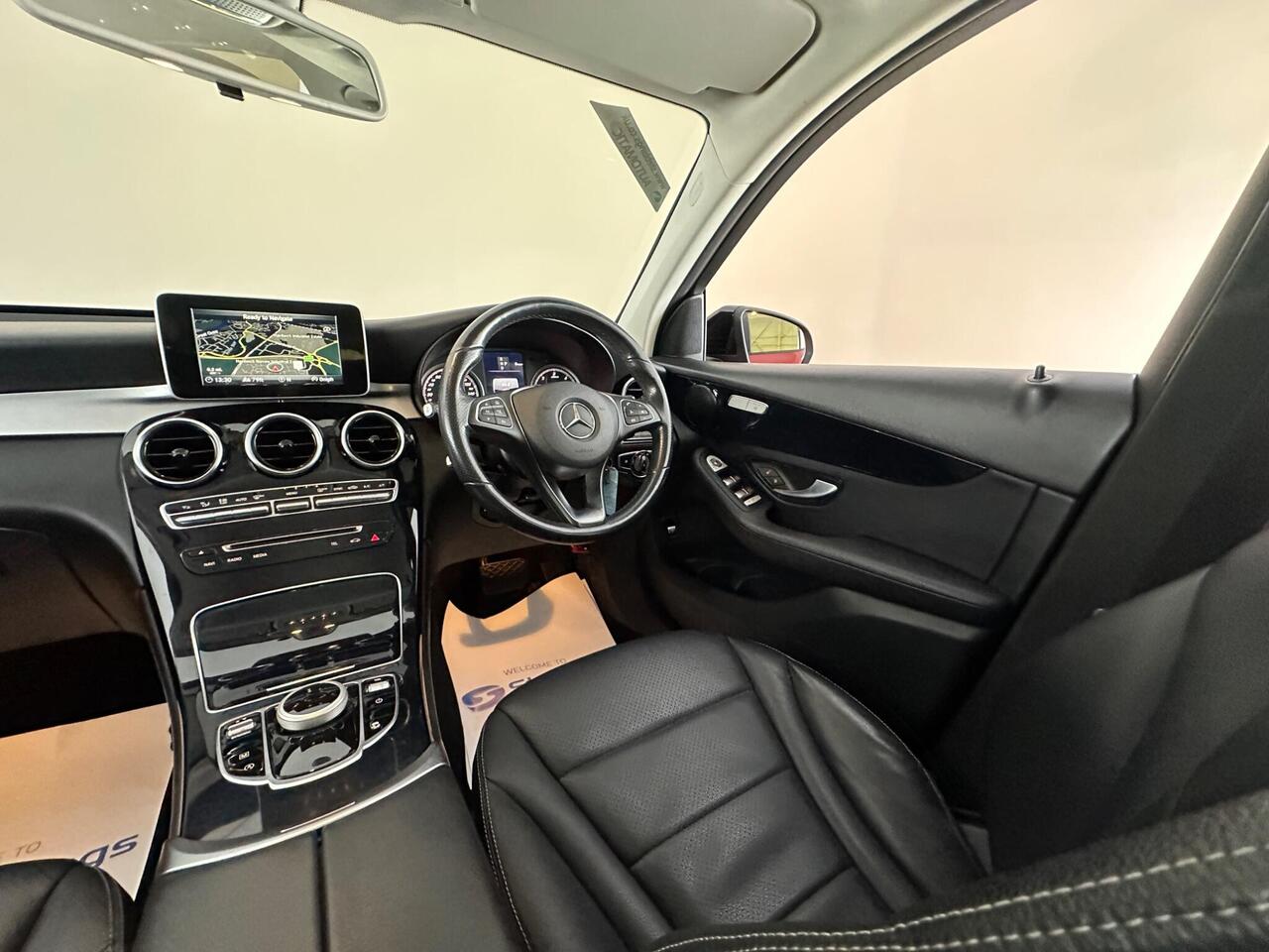 Mercedes-Benz GLC YM19PNO