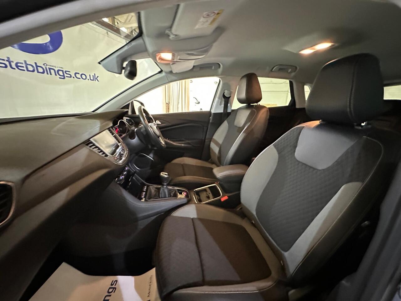 Vauxhall Grandland X VK20RKZ