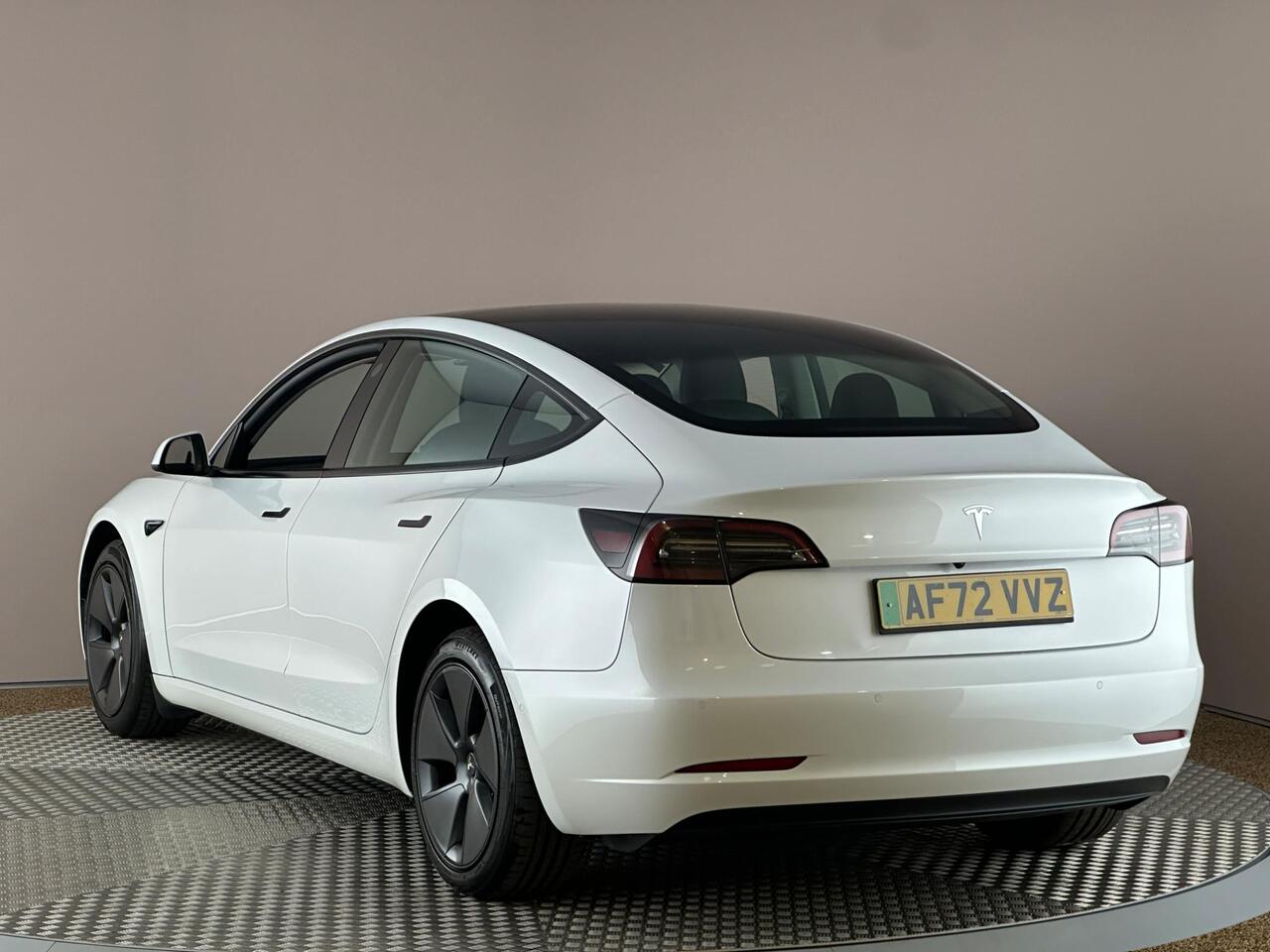Tesla Model 3 AF72VVZ