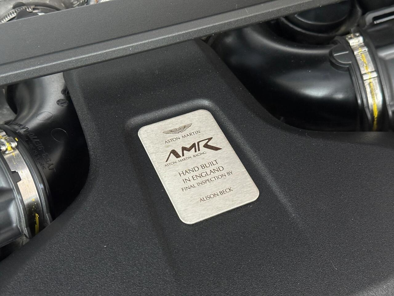 Aston Martin Vantage MV20UZG