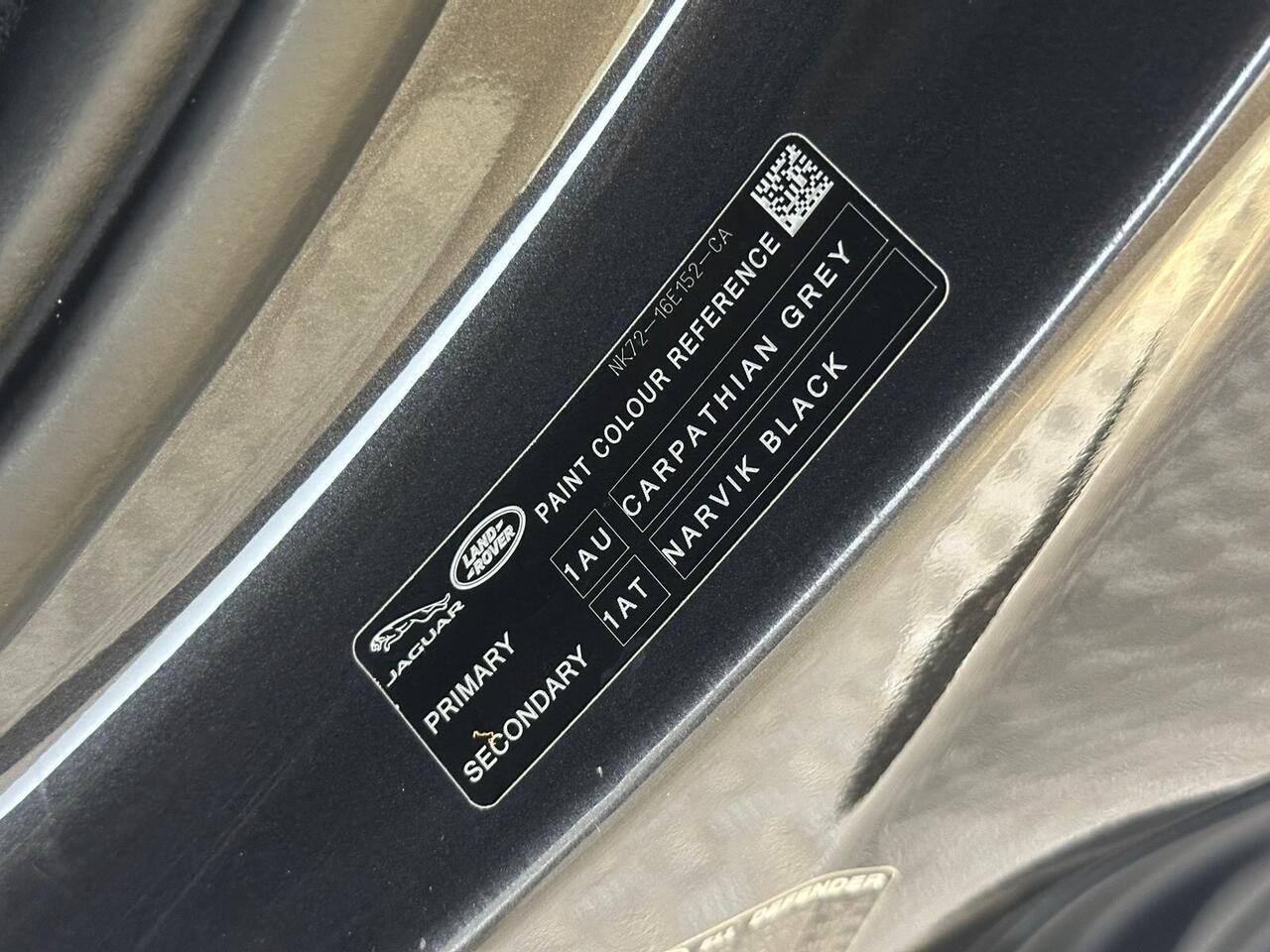 Land Rover Defender 90 HN71TWZ