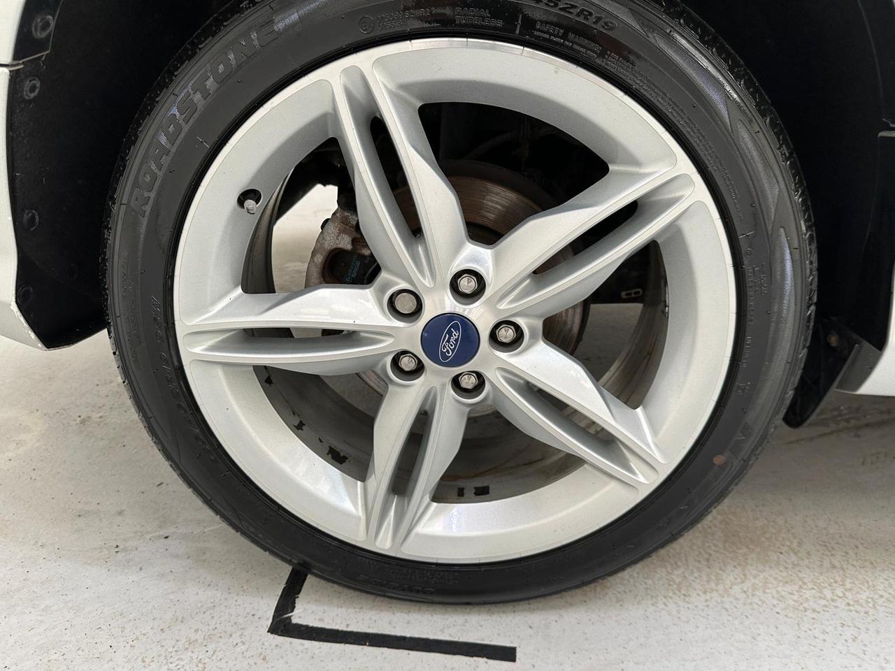 Ford Kuga EF64CBO
