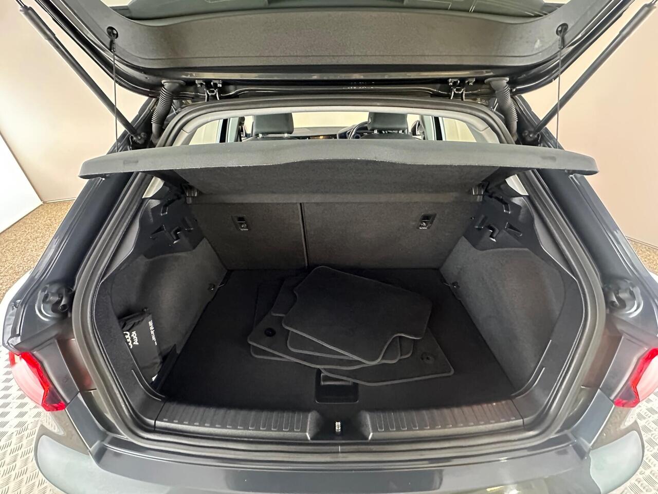 Audi A1 FD21AJO
