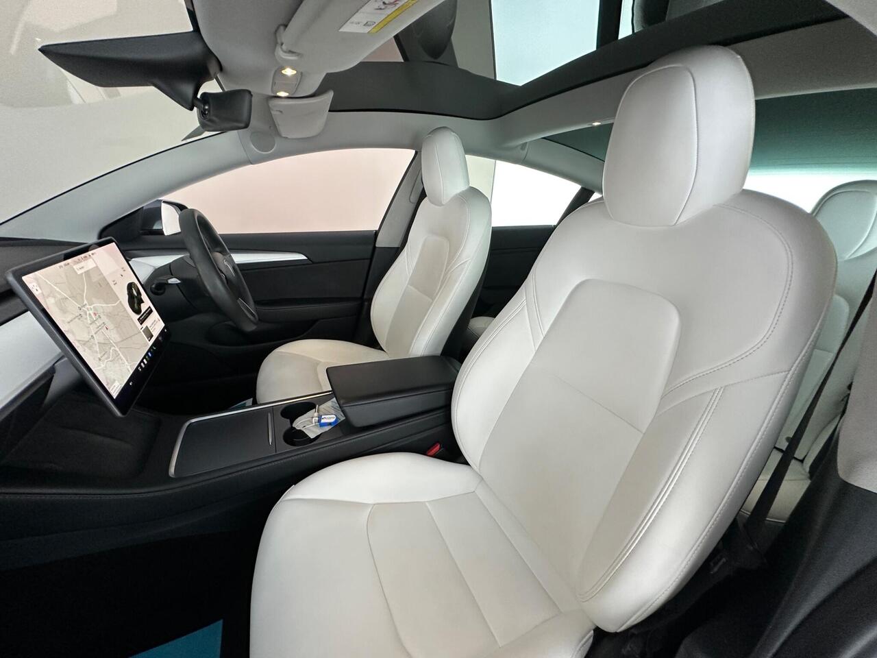 Tesla Model 3 LD21CYA